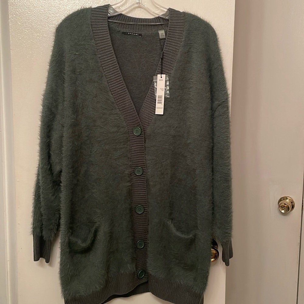 Tahari Women’s Eyelash Soft Oversized Alpine Cardigan (size M) NWT